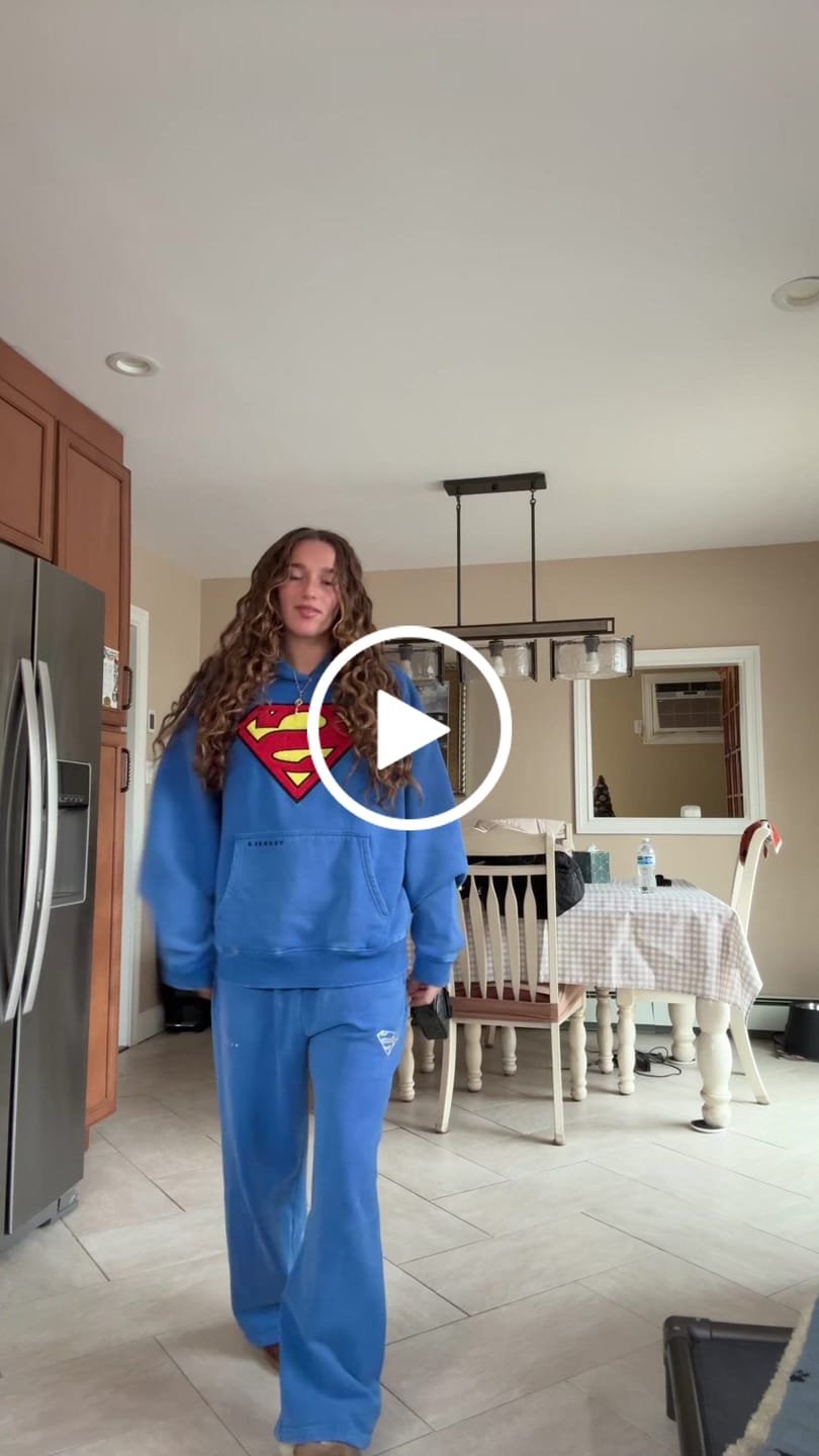 Customer video review of 2032 - Superman Sweats