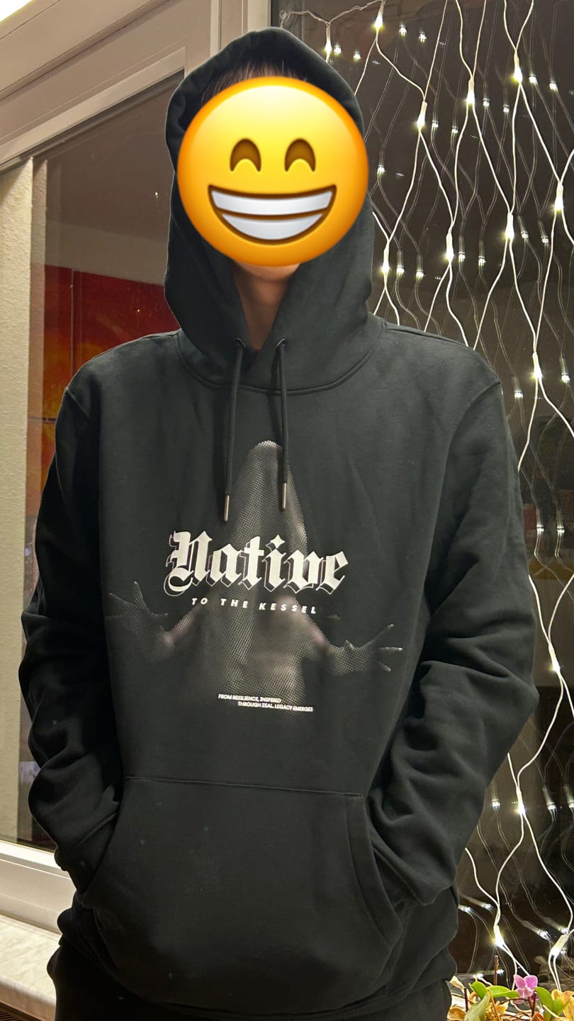 Customer photo review of Hoodie 'Native to the Kessel'