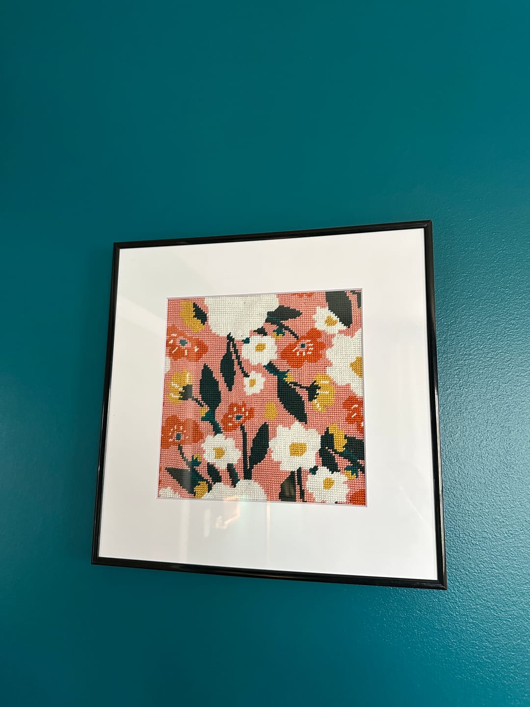 Customer photo review of Contemporary Floral Pattern Needlepoint Kit