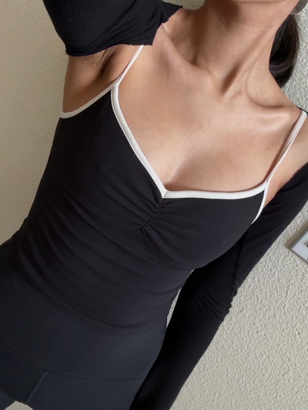 Customer photo review of The Ballet Tank / Black-Cream