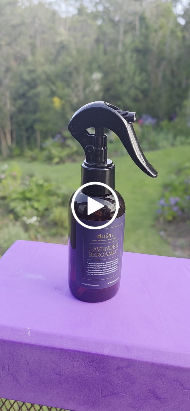 Customer video review of Lavender I Bergamot   - Aromatizante en Spray |  Para Telas y Ropa de Cama | Eliminador de olores en Spray - 120 ml