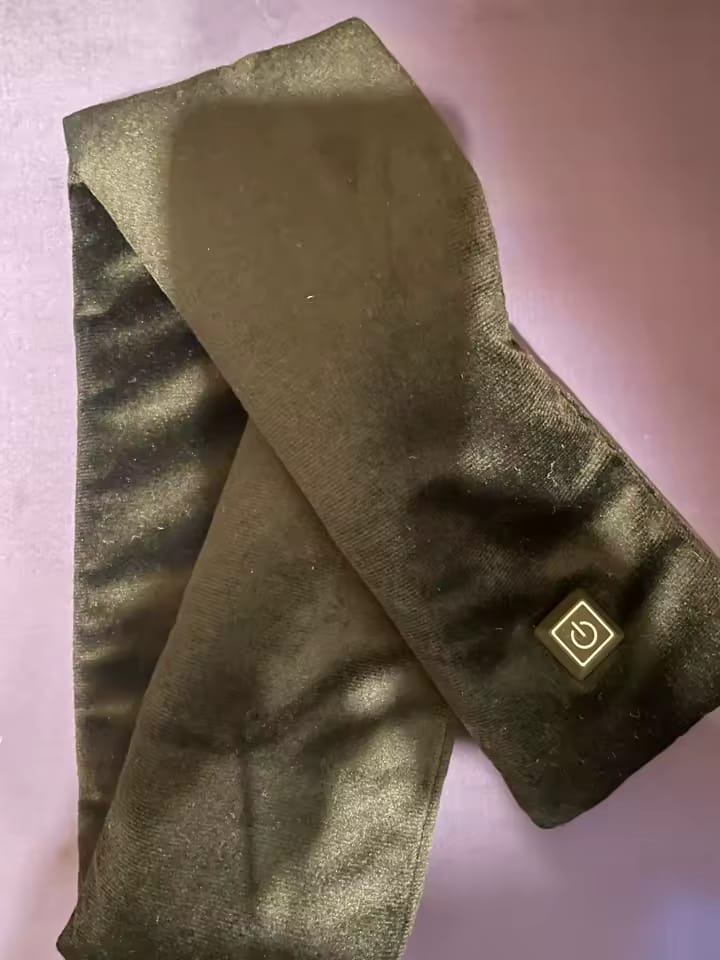 Customer photo review of Electric Heated Scarf – USB Washable Thermal Neck Warmer