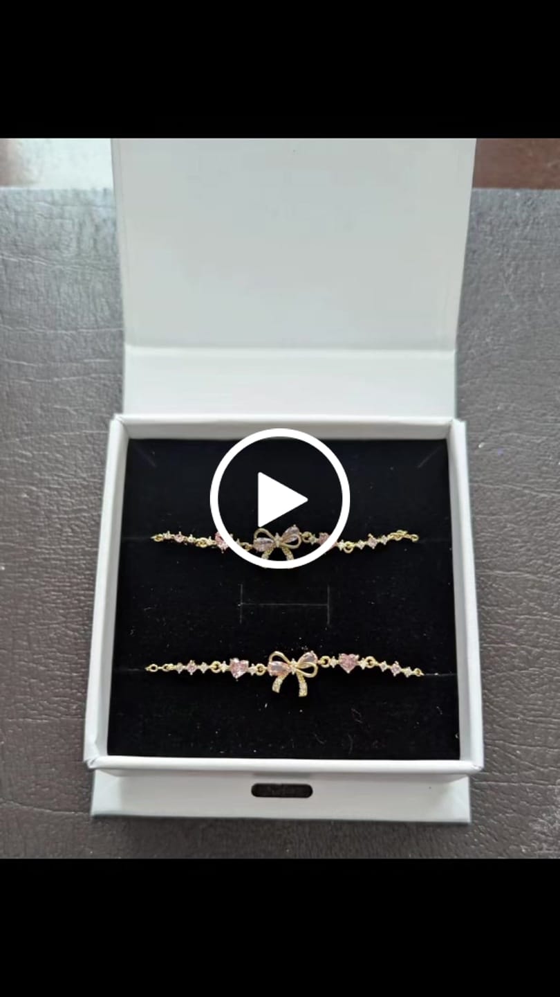 Customer video review of Bow Bracelet