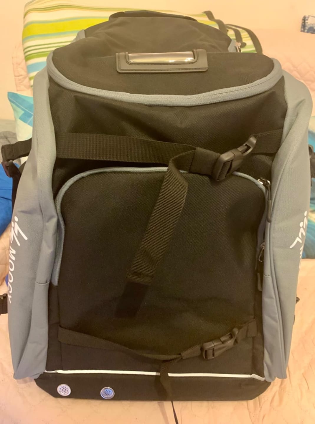 Customer photo review of 65L Ski Rucksack – Große Skistiefeltasche für Helm & Boots