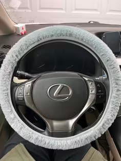 Customer photo review of Soft Plush Steering Wheel Cover – Warm Winter Protector (15")