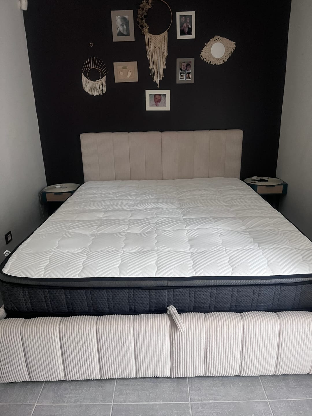 Customer photo review of Lit coffre design - CELINE