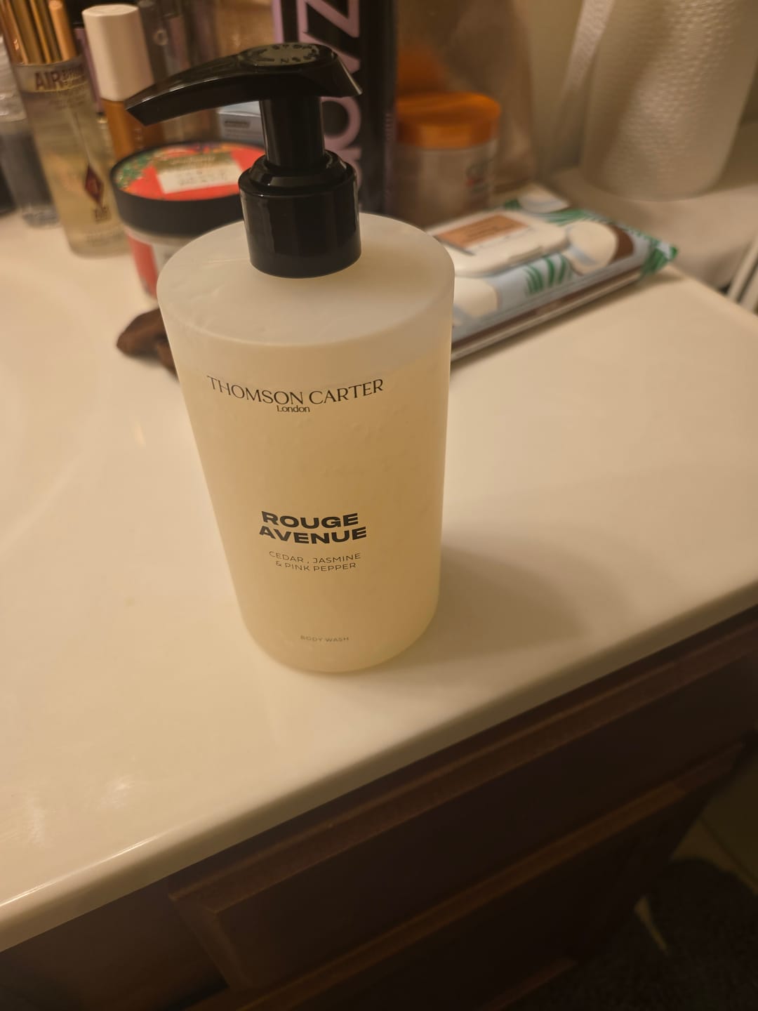 Customer photo review of Rouge Avenue | Body Wash