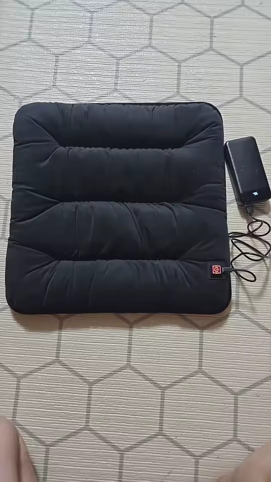 Customer photo review of USB Electric Heating Cushion 18" – Heated Pad for Chair, Car & Pets