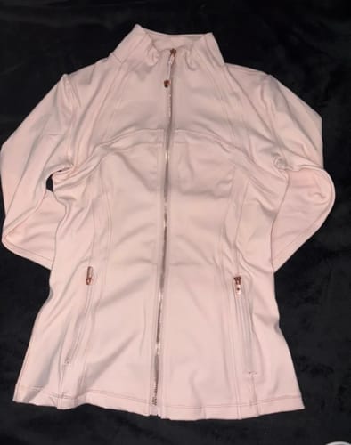 Customer photo review of Lululemon Define