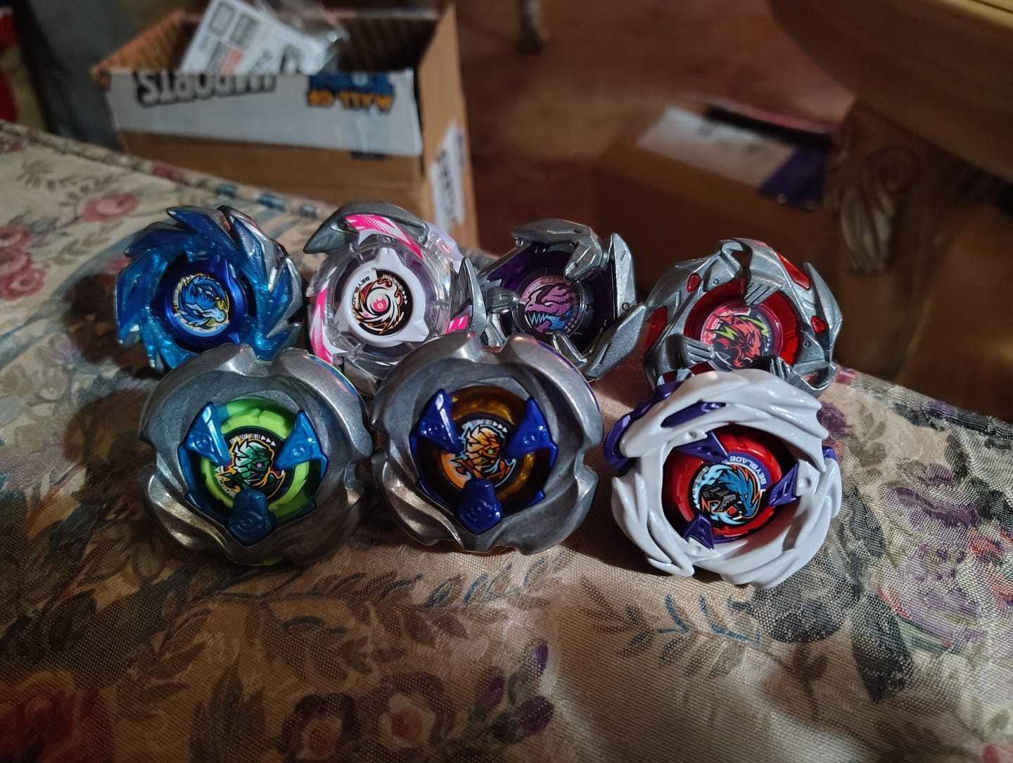 Customer photo review of Takara Tomy Beyblade X UX-17 and UX-18 Full-Set December Release Bundle