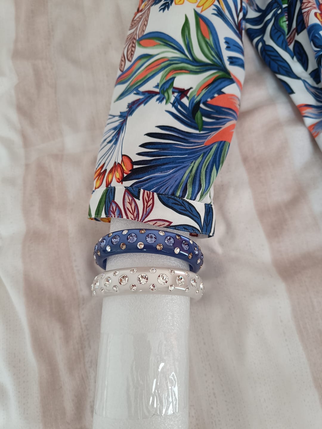 Customer photo review of Classico Armreif Catania in Very Peri Lila