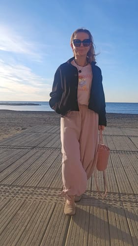 Customer photo review of LILY Ice Cream Print Pink T-Shirt