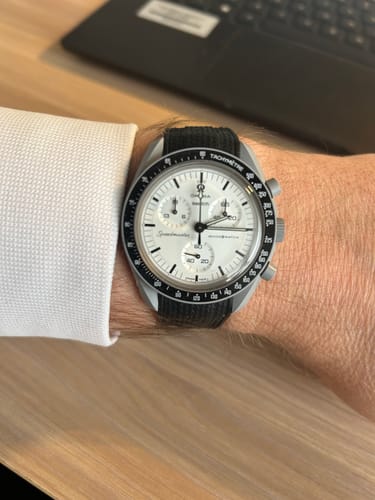 Customer photo review of Rubber Strap for Omega X Swatch MoonSwatch Mission to the Moon