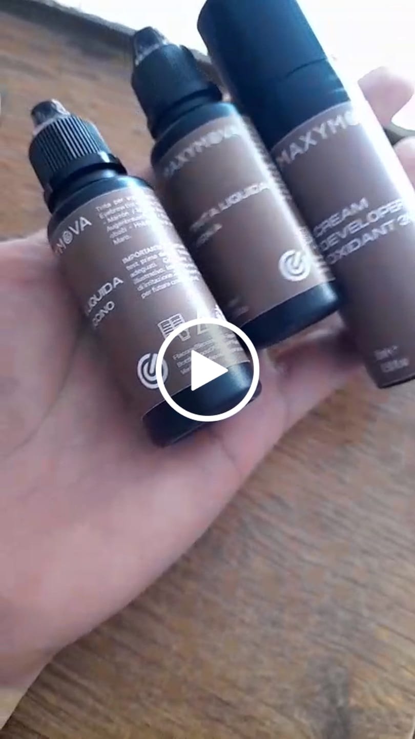 Customer video review of Tinta Líquida