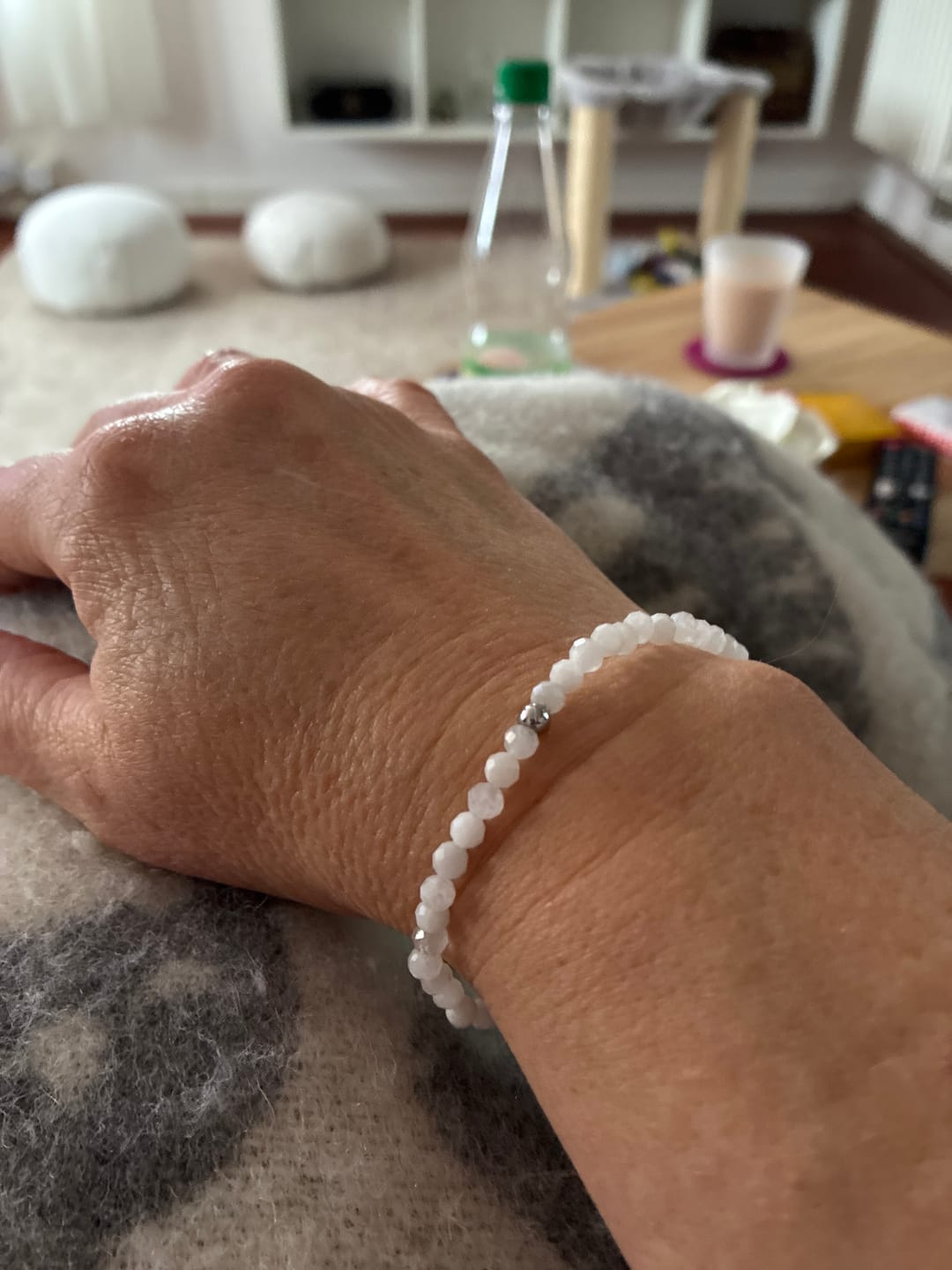 Customer photo review of Mondstein Armband - Naturperlen