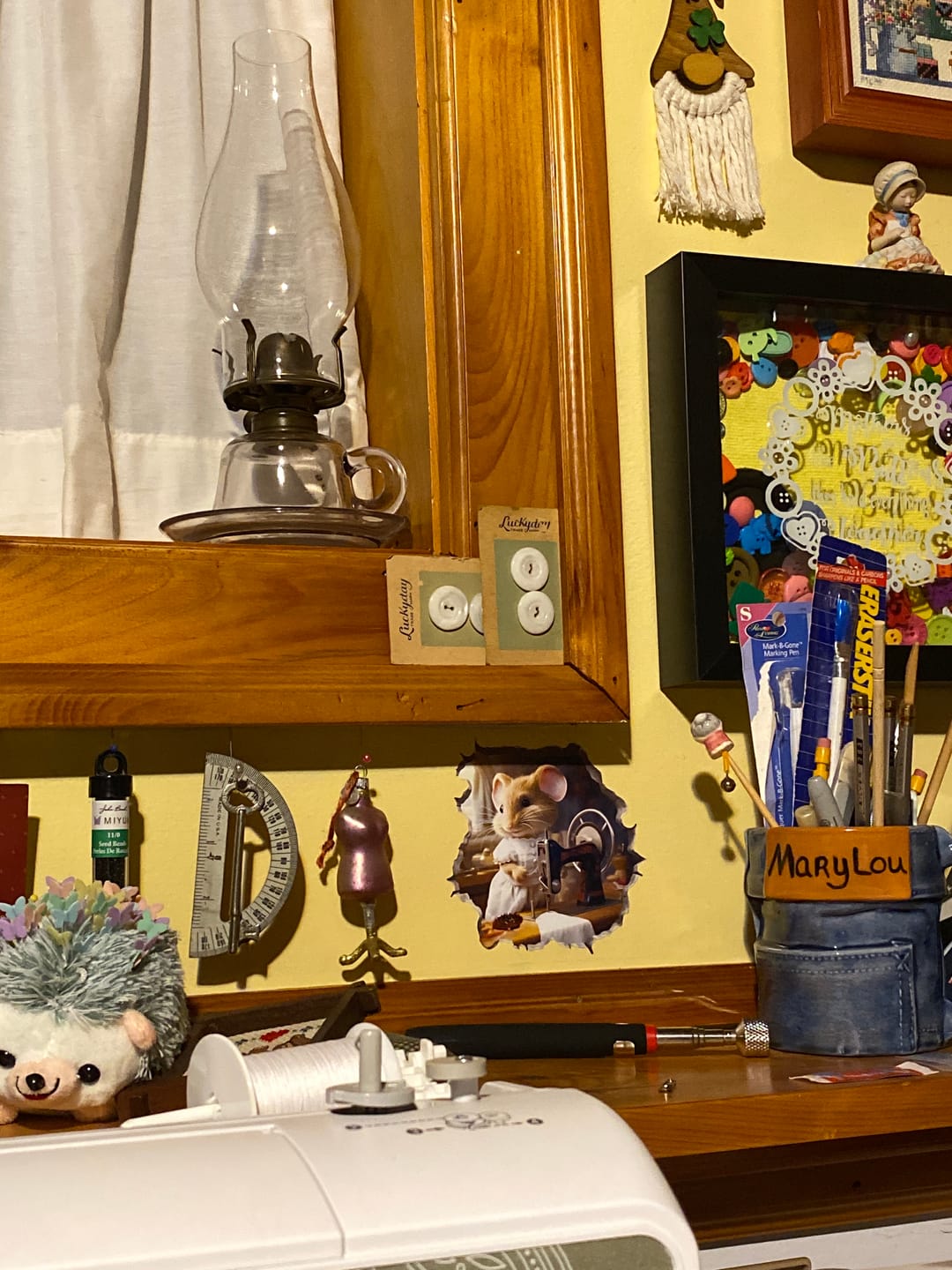 Customer photo review of Seamstress Mouse in Mouse Hole Decal