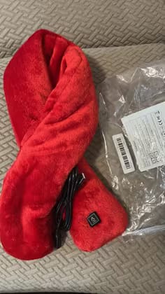 Customer photo review of Electric Heated Scarf – USB Washable Thermal Neck Warmer