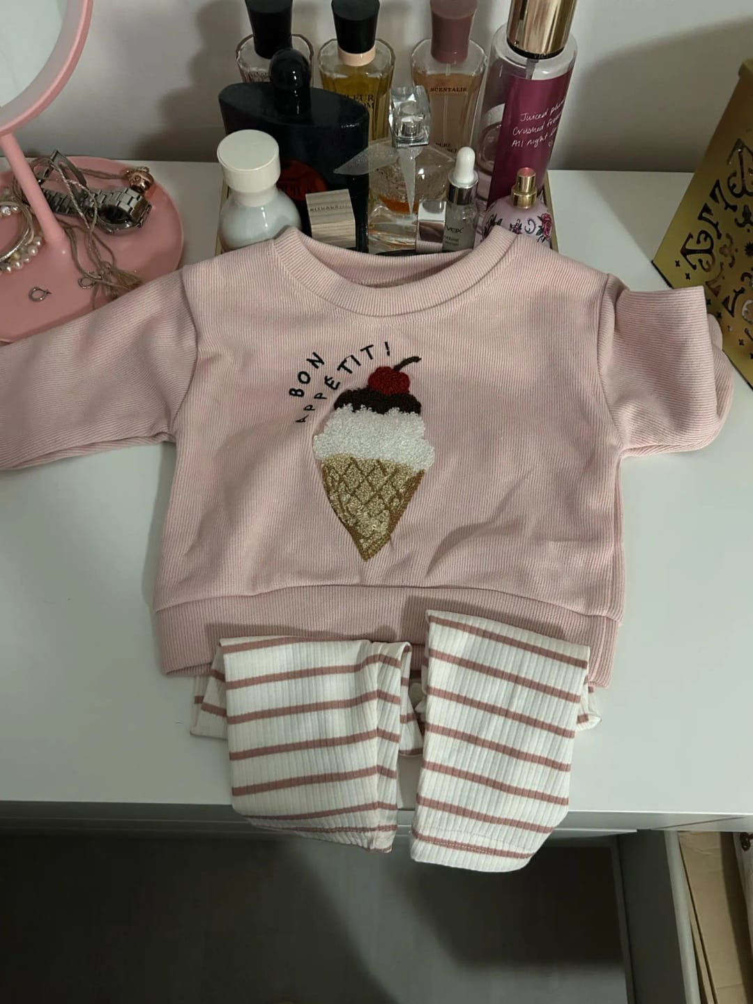 Customer photo review of Cherry Ice Cream Stripe Set