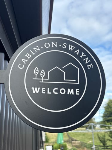 Customer photo review of FOLD Round Sign 250