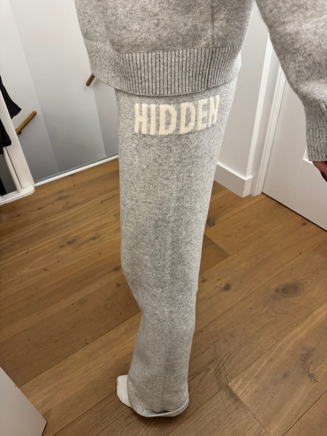 Customer photo review of KNIT SWEATER LIGHT GREY