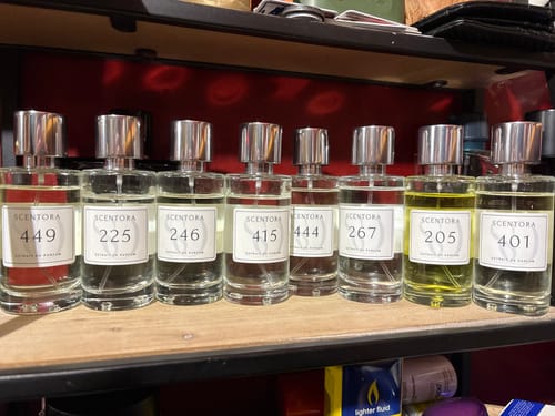 Customer photo review of The Scentora Vault
