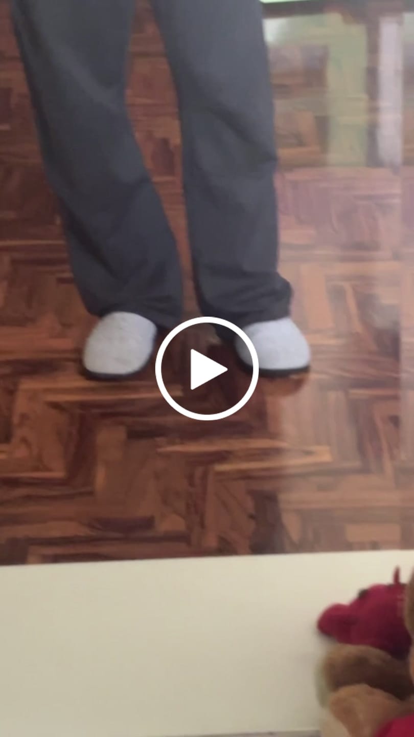 Customer video review of Sweatpants Wide Fit Blanks 330GSM Dark Grey