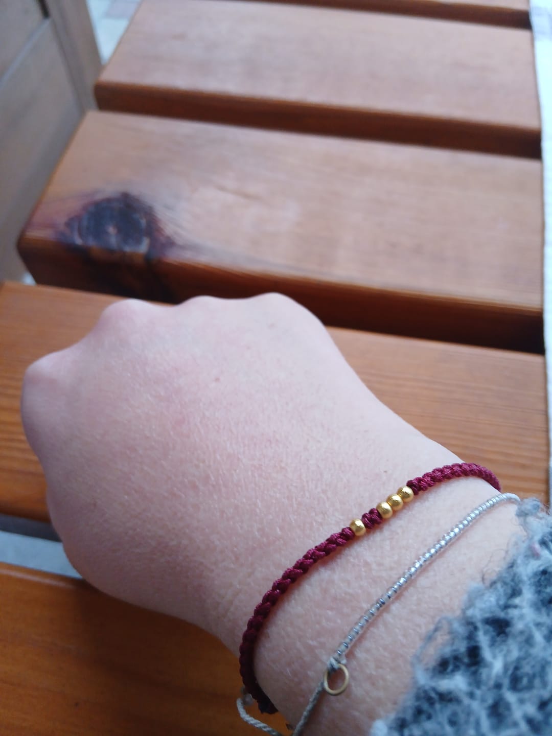 Customer photo review of Tibetisches Glücksarmband mit kleinen Perlen