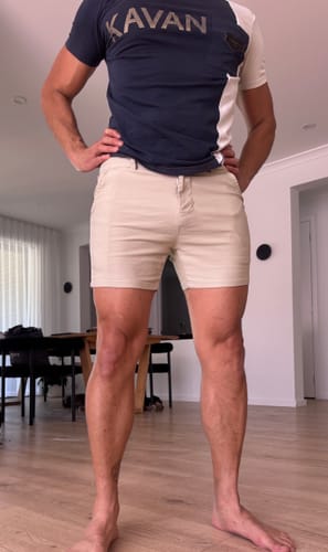 Customer photo review of Ultra-Stretch 5" Chino Shorts - Cream