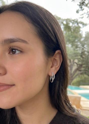 Customer photo review of Par Arracada Doble Con Zirconias