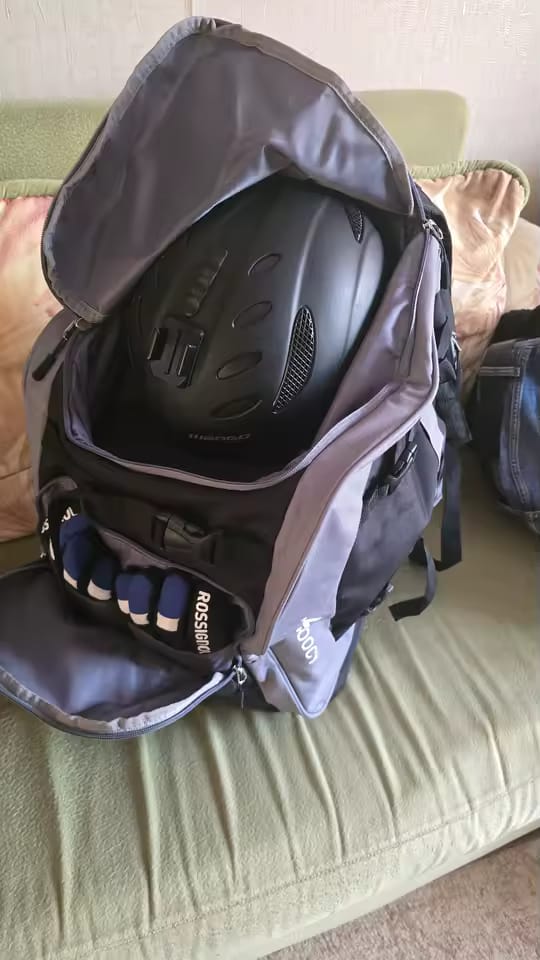Customer photo review of 2200oz Ski Boot Bag Backpack – Large Capacity for Helmet, Boots & Gear