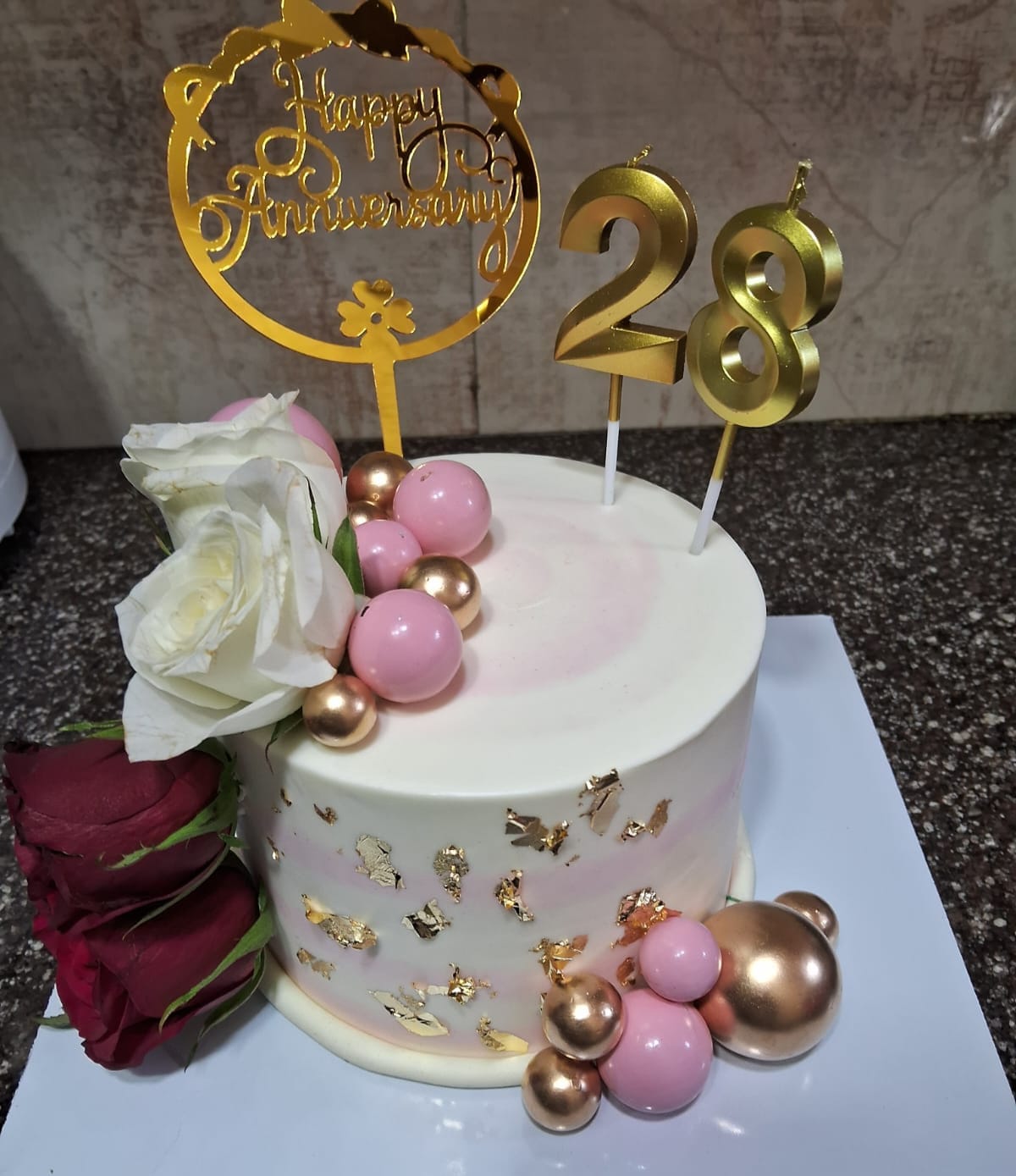 Customer photo review of Floral Gold Cake for Anniversary