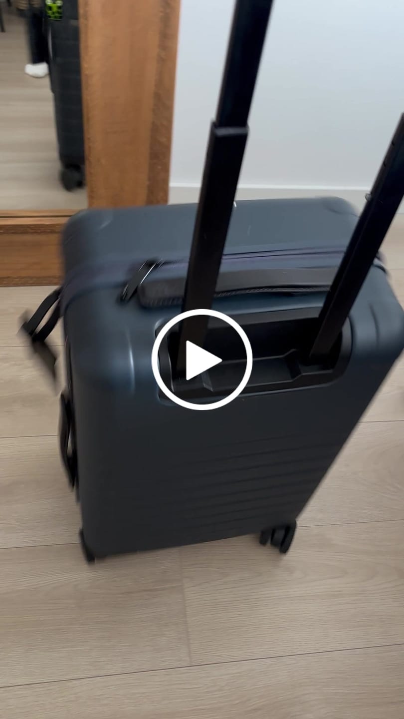 Customer video review of Essential Collection Suitcase Navy Blue
