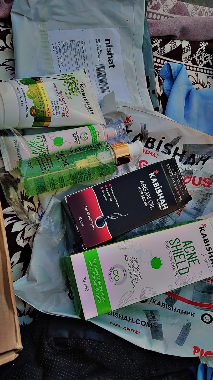 Customer photo review of Hair Care Bundle: Argan Oil Hair Serum + Shampoo