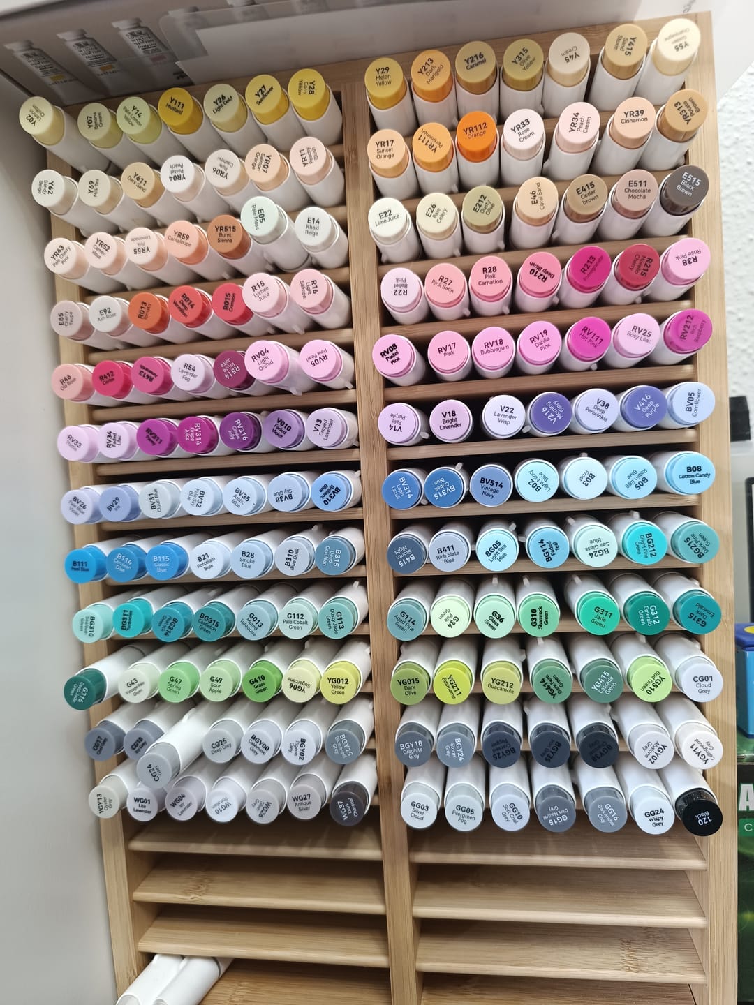 Customer photo review of Ohuhu Bamboo Marker Organizer (Europe Only)