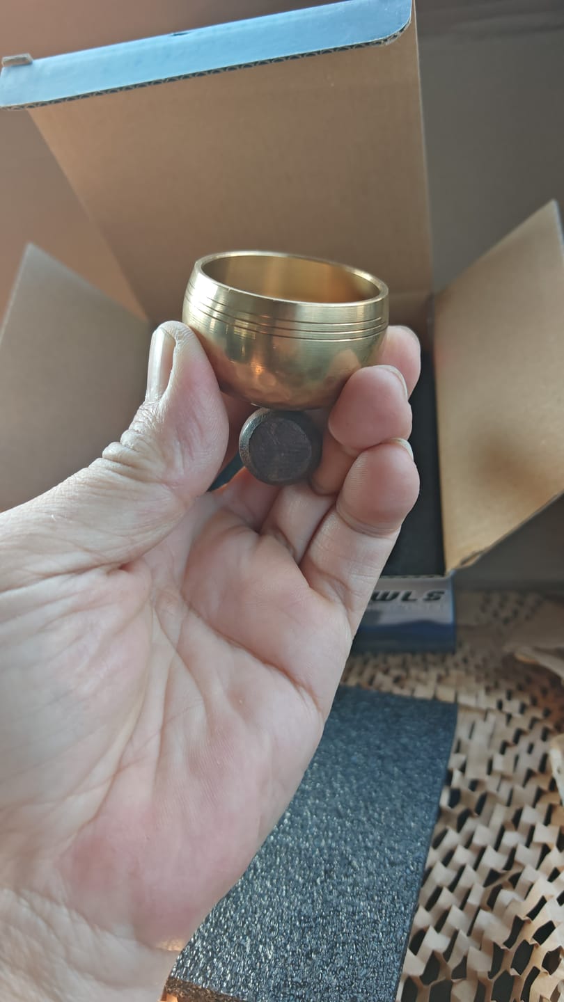 Customer photo review of Mini Singing Bowl Nepal Handmade Meditation 4cm