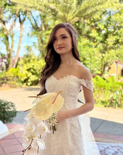 Customer photo review of 22" Hollywood Waves