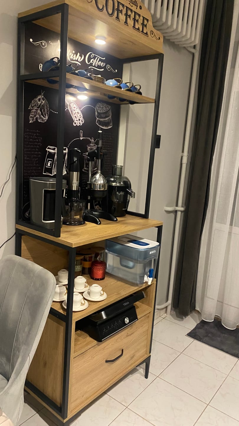 Customer photo review of Rani JE154 Işıklı Kahve Köşesi Çekmeceli Çok Amaçlı Mutfak Dolabı Sepet Ceviz
