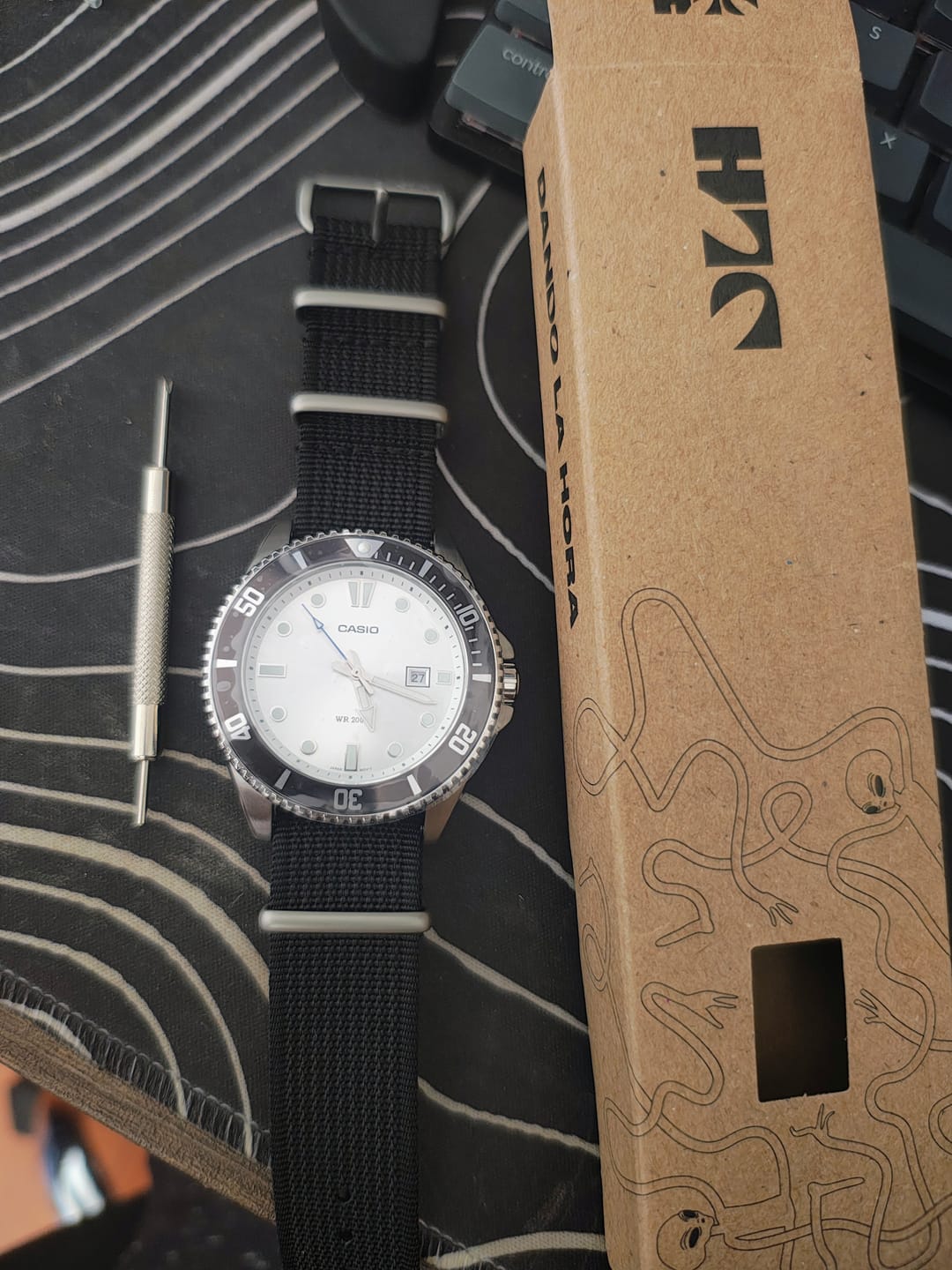 Customer photo review of Correa Nato Dando La Hora Negro