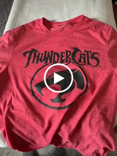 Customer video review of ThunderCats Logo T-Shirt