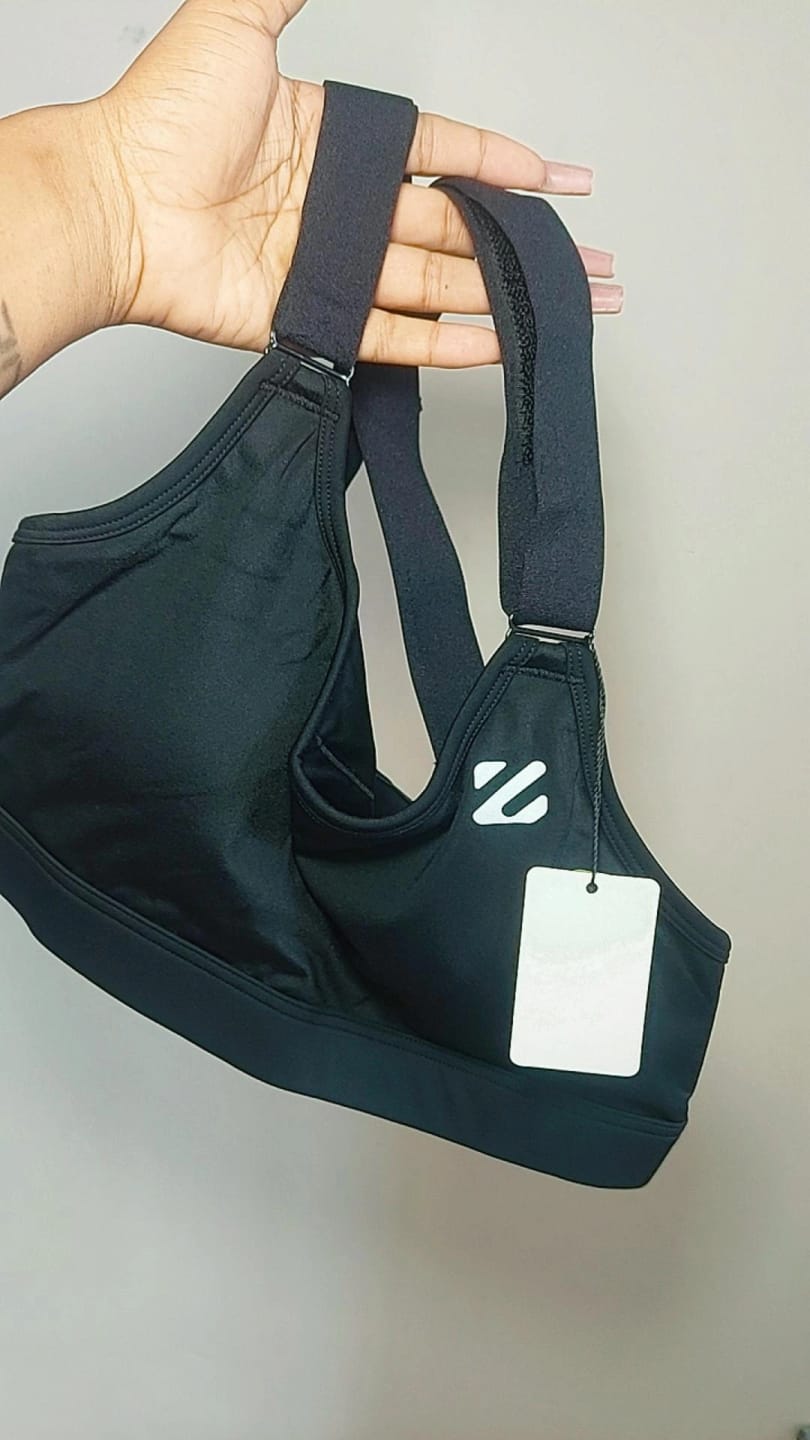 Customer photo review of High Impact Full Support Sports Bra