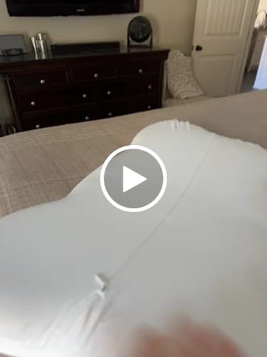 Customer video review of Cloud Cooling Pillow Case