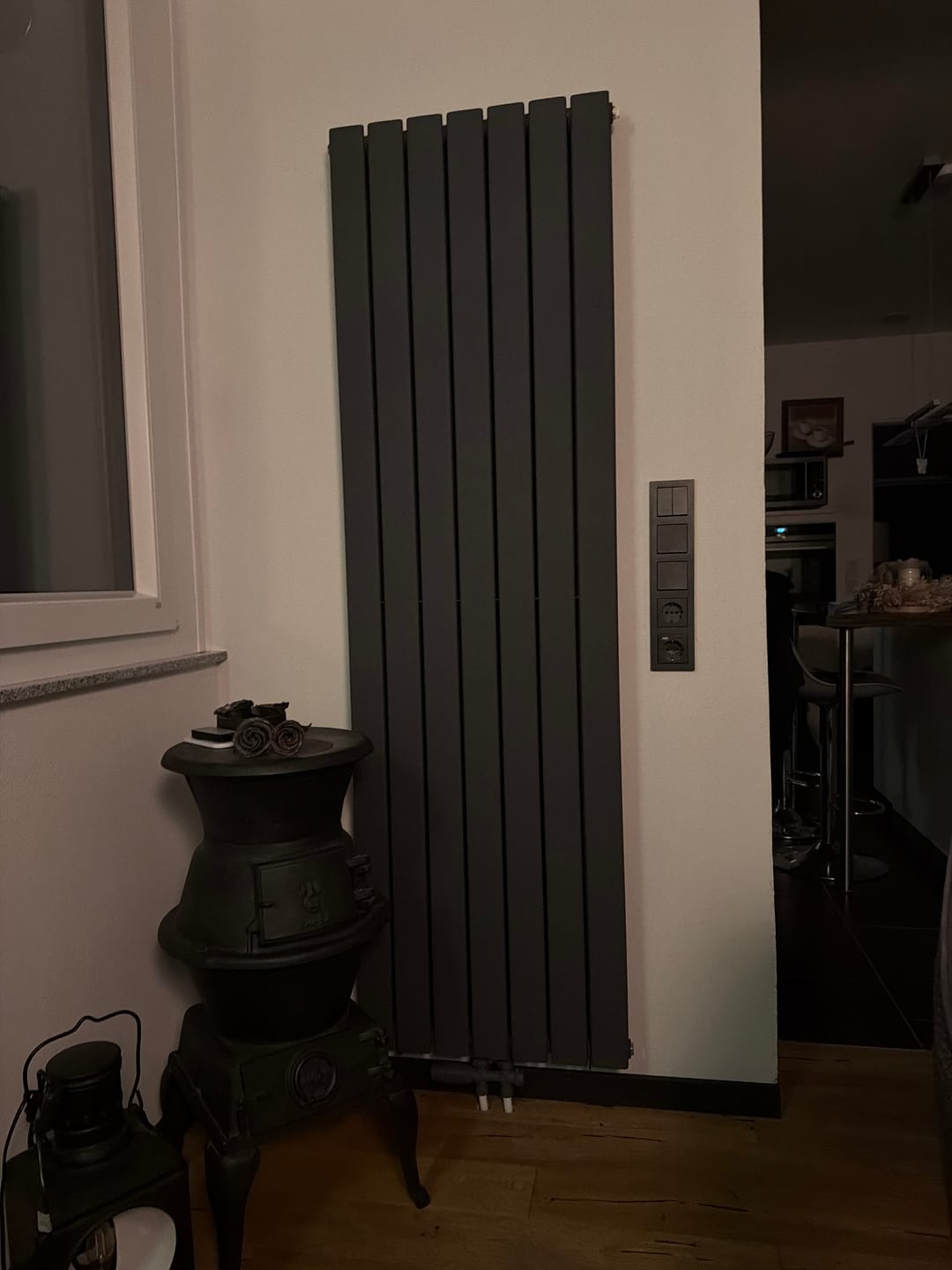 Customer photo review of SONNI Flach Heizkörper Paneelheizkörper Wandheizung Mittelanschluss 1800*539mm Anthrazit