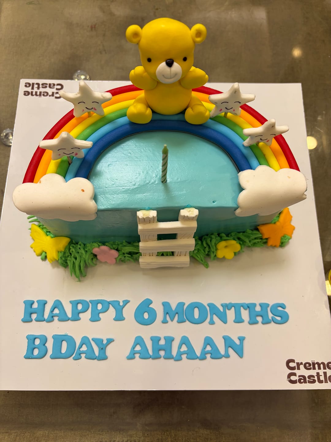 Customer photo review of Teddy Half Design Cake