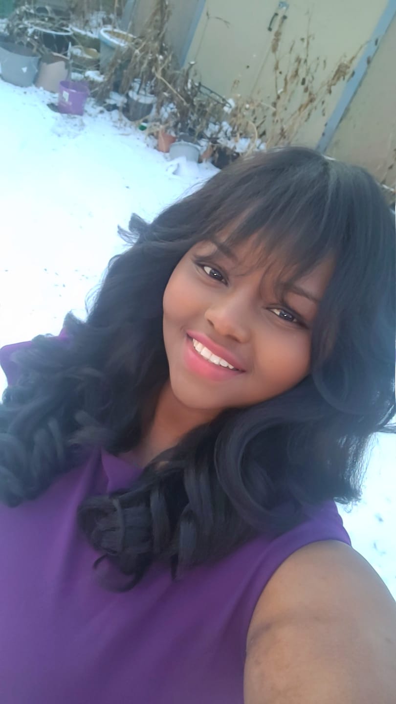 Customer photo review of Sensationnel Dashly Full Wig - UNIT 21