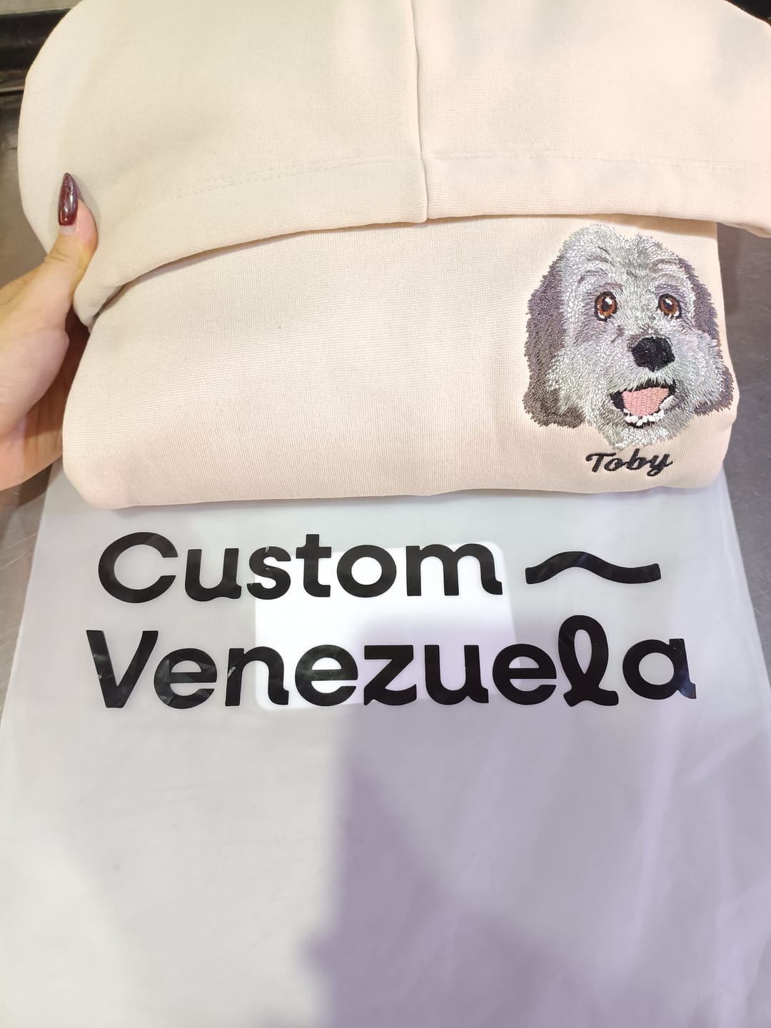 Customer photo review of 🐾 Bordado hiper-realista 🧵