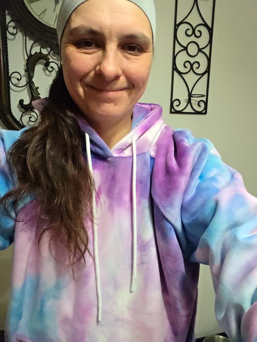 Customer photo review of Velvet Human Hoodie - 90s Retro