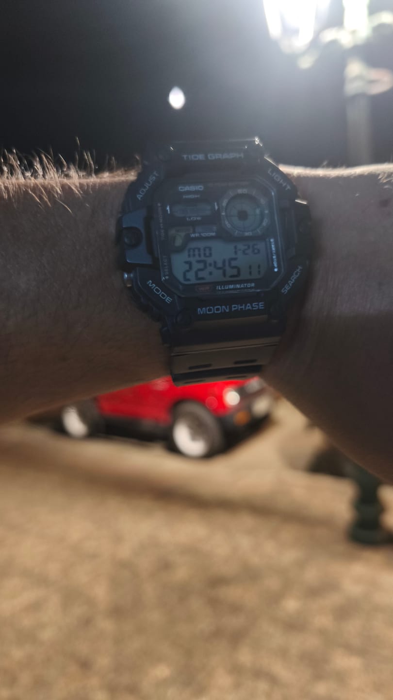 Customer photo review of Reloj Casio Vintage WS-1700H-1AV Tide Graph Moonphase