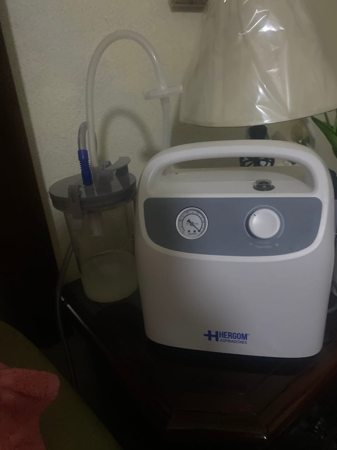 Customer photo review of Aspirador de Flemas y Secreciones Portátil de Hasta 28 Litros por Minuto con Presión Regulable - Marca Hergom