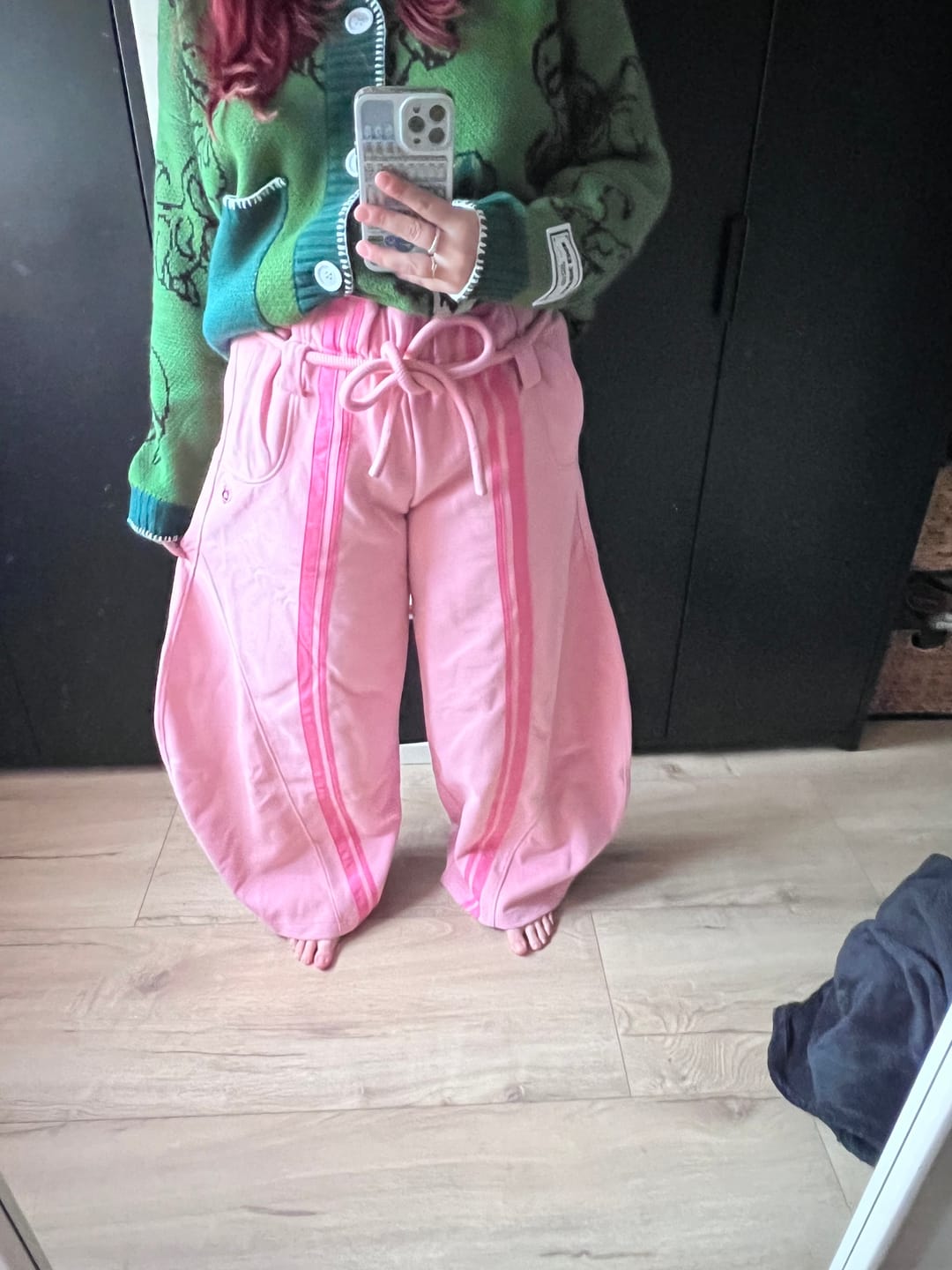 Customer photo review of Aelfric Eden Stripe Super Baggy Barrel Sweatpants