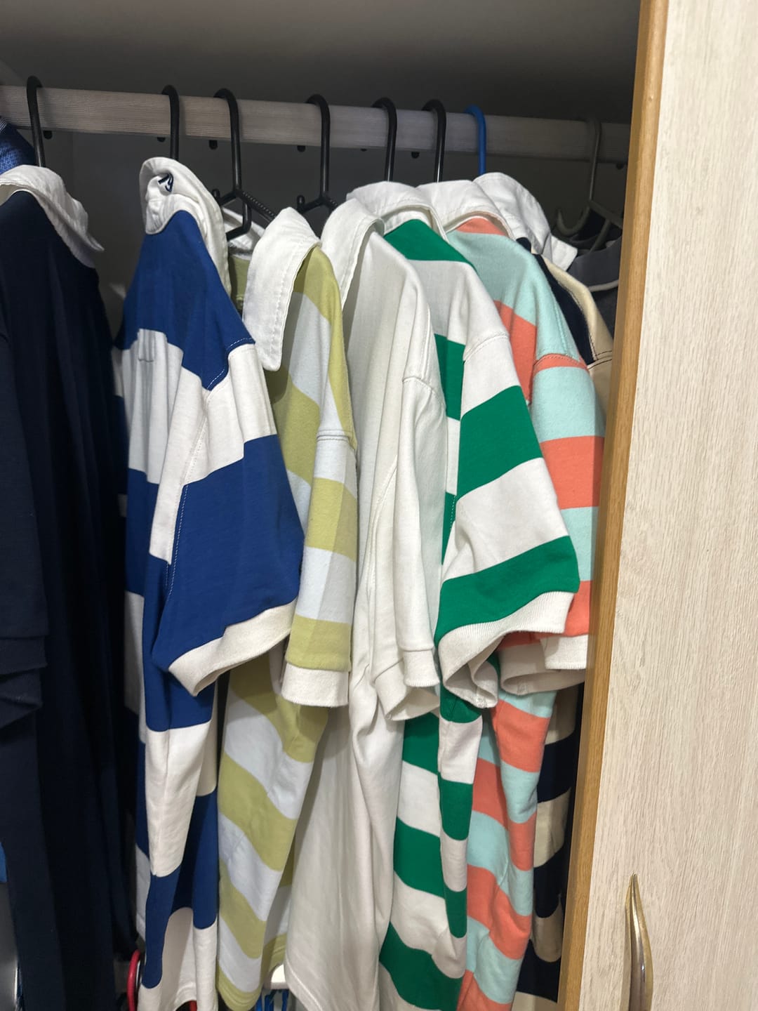 Customer photo review of Elite Rugby Polo Coral & Green